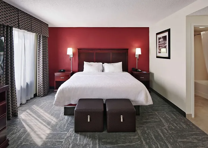 Hampton Inn & Suites Millington