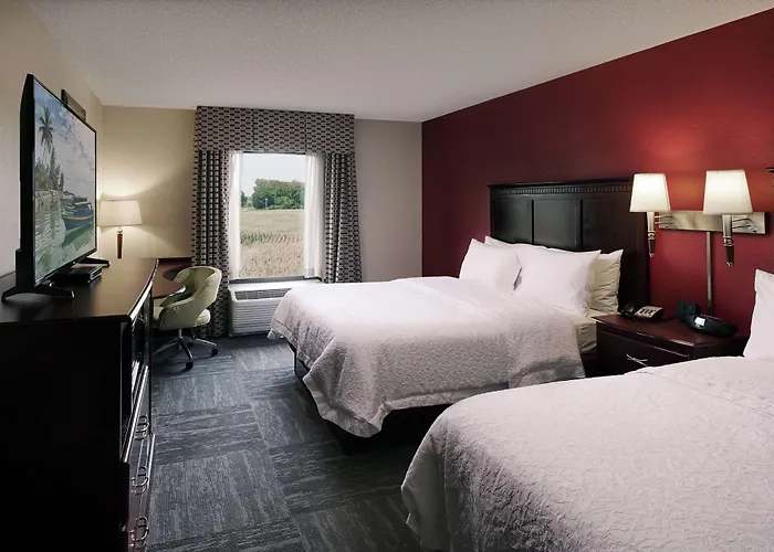Hampton Inn & Suites Millington