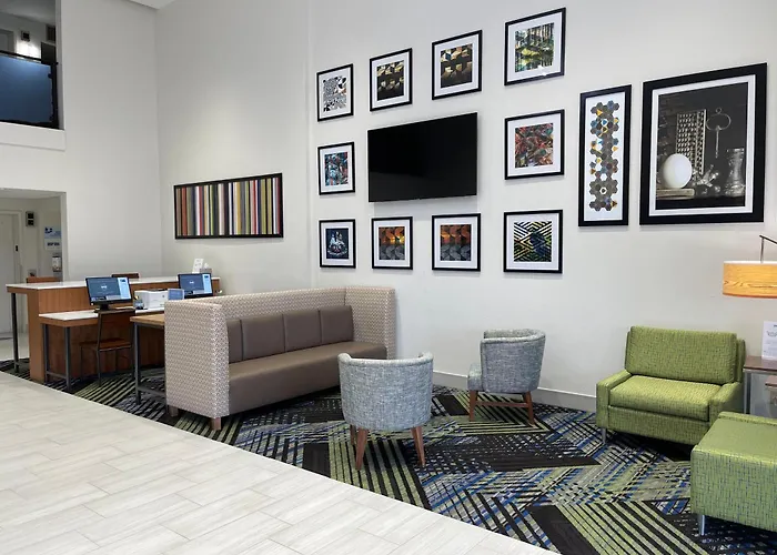 Holiday Inn Express & Suites Sulphur - Lake Charles By Ihg