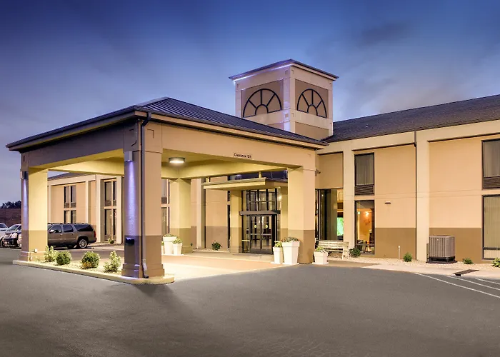 Holiday Inn Express Marshfield - Springfield Area By Ihg