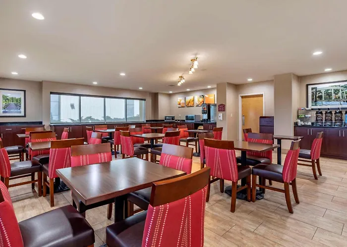 Comfort Suites Florence Shoals Area