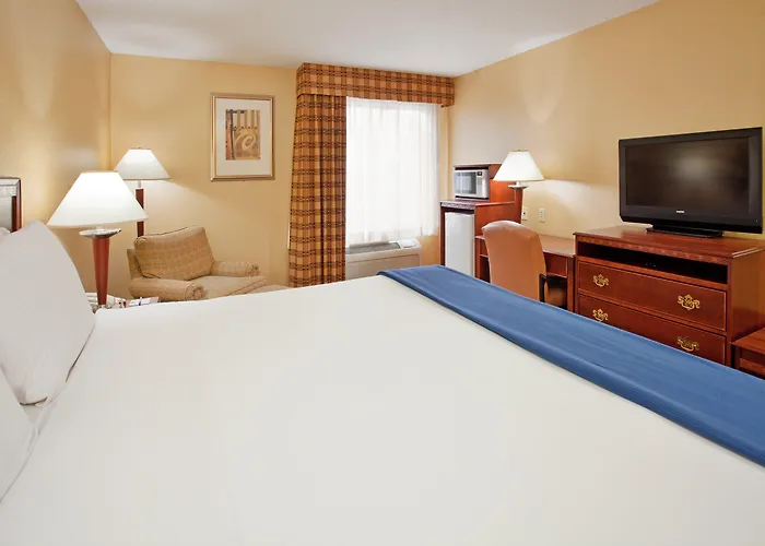 Holiday Inn Express & Suites St Louis West - Fenton By Ihg