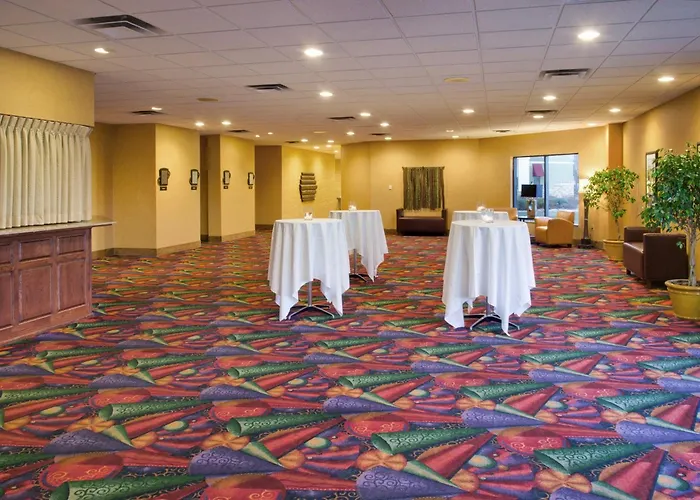 Doubletree By Hilton Austin, Mn