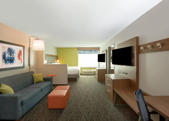 Holiday Inn Express Hotel & Suites Columbus By Ihg