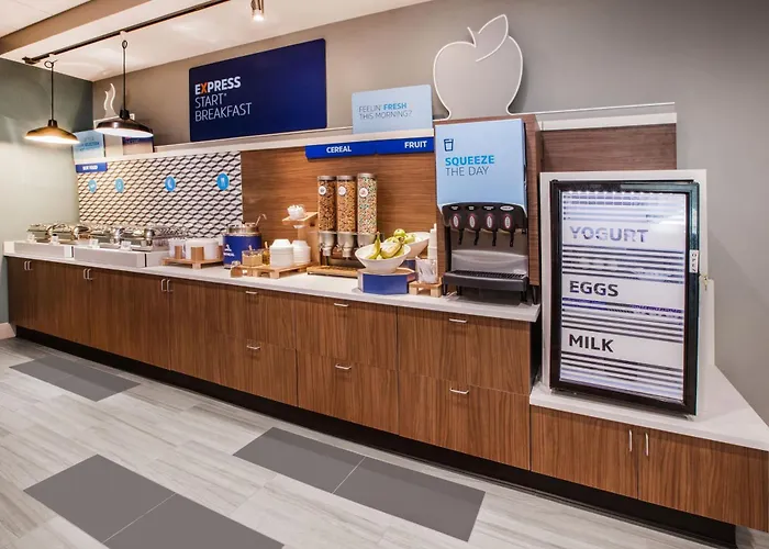 Holiday Inn Express And Suites Batavia By Ihg