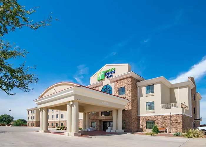 Holiday Inn Express & Suites Clovis By Ihg