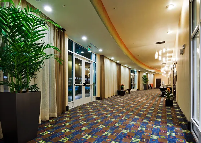 Holiday Inn Hotel & Suites Waco Northwest By Ihg
