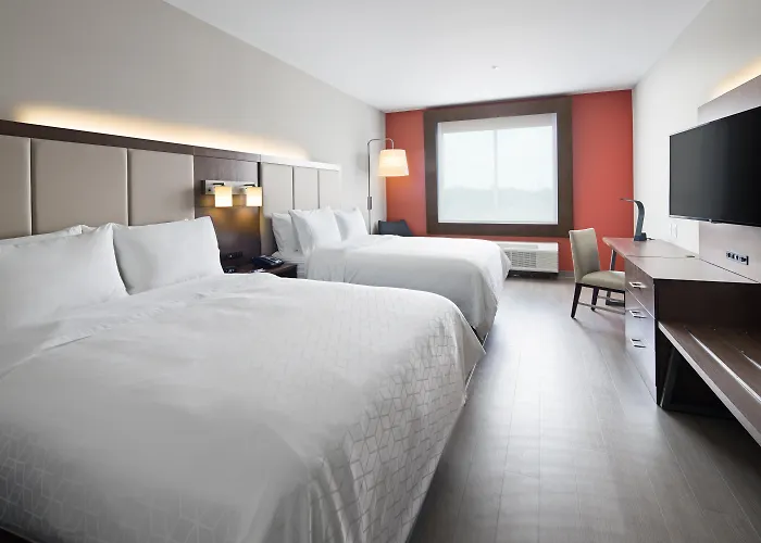 Holiday Inn Express & Suites Lubbock Central - Univ Area By Ihg