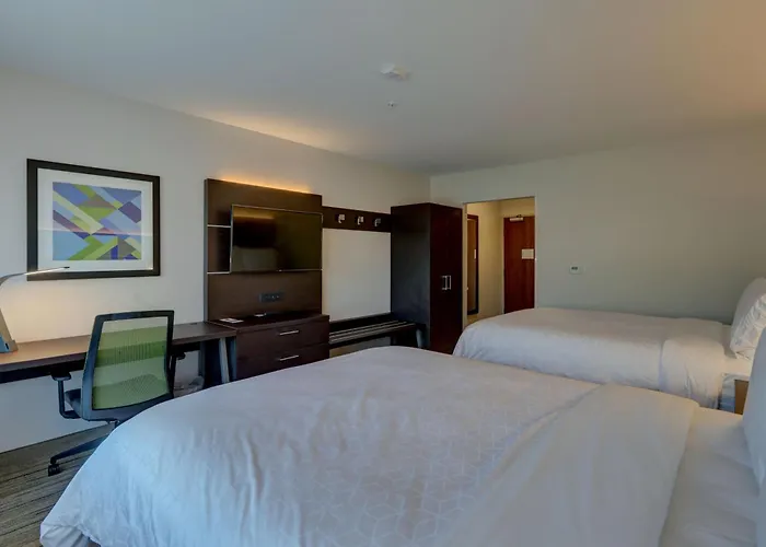 Holiday Inn Express & Suites - Auburn Downtown By Ihg
