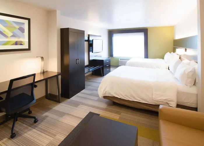 Holiday Inn Express & Suites - Worthington By Ihg