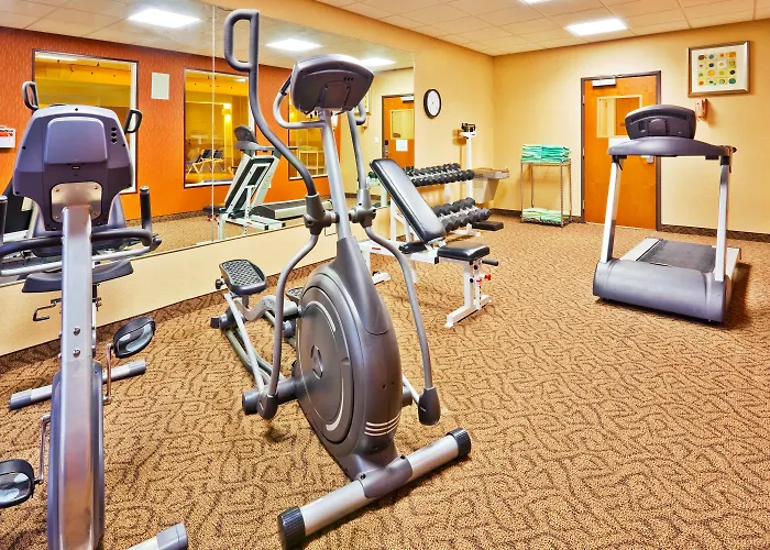 Holiday Inn Express Hotel & Suites-Magee, An Ihg Hotel