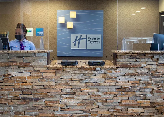 Holiday Inn Express Le Claire Riverfront-Davenport By Ihg