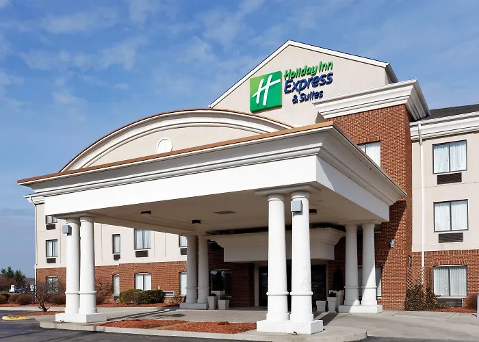 Holiday Inn Express & Suites Lancaster By Ihg
