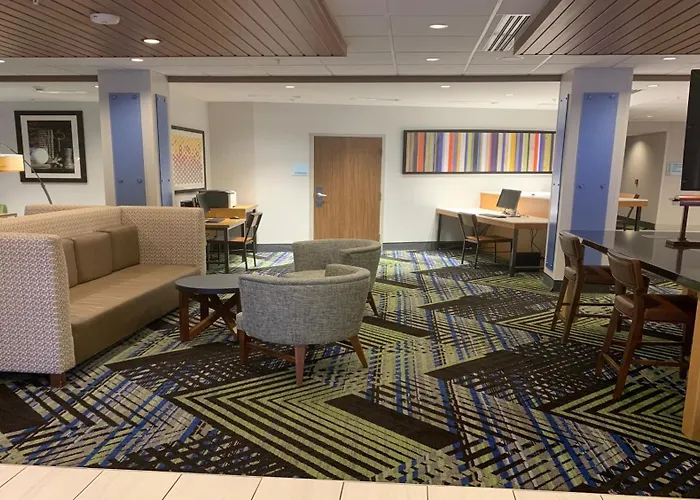 Holiday Inn Express & Suites - Middletown By Ihg