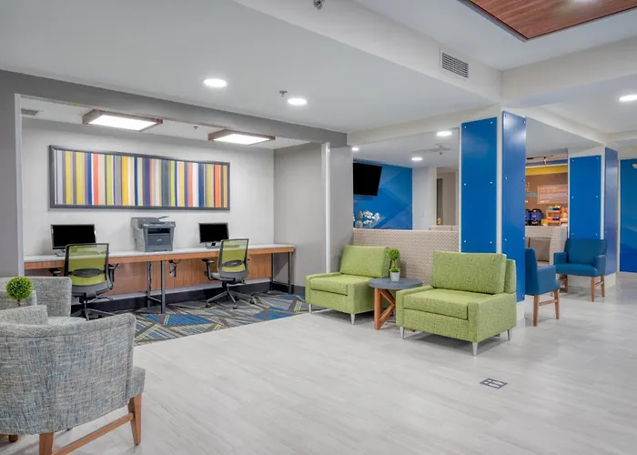 Holiday Inn Express Hotel & Suites Greenville By Ihg