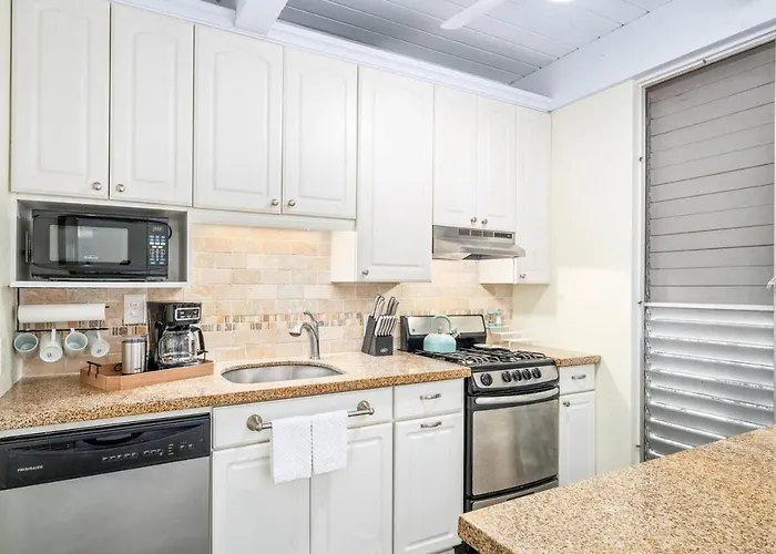 Kona Mansions By Casago Kona - Condo C-108