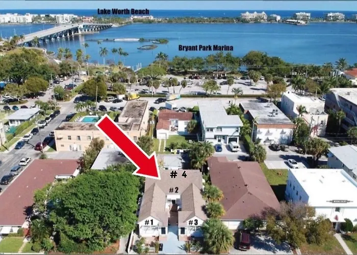 Steps To Beach & Downtown! Spacious Beach Bungalow #2