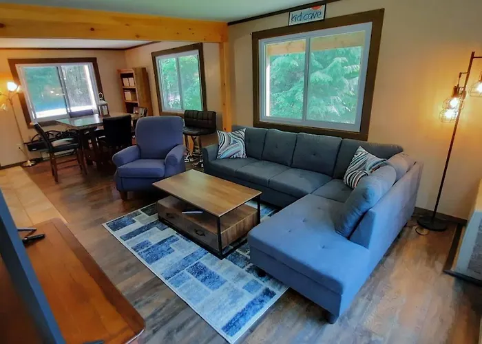 157Sl Peaceful Forest Retreat