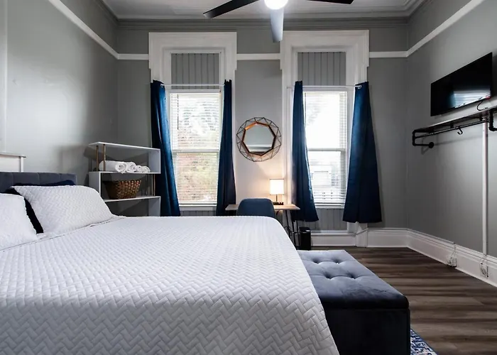 Suite Near Downtown Louisville, Ky - Suite I
