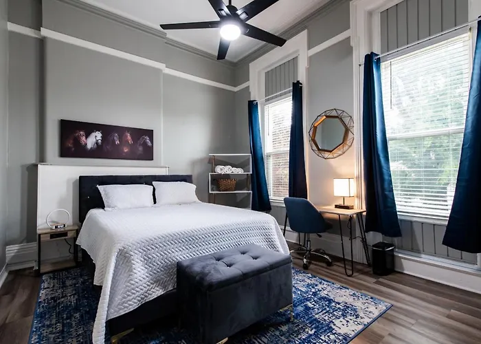 Suite Near Downtown Louisville, Ky - Suite I