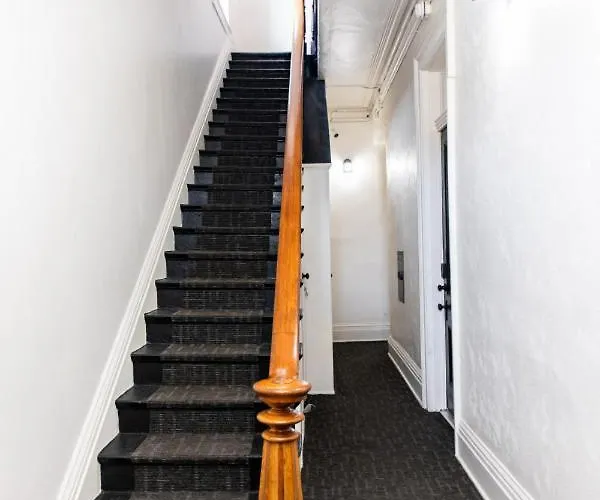 Suite Near Downtown Louisville, Ky - Suite VIII