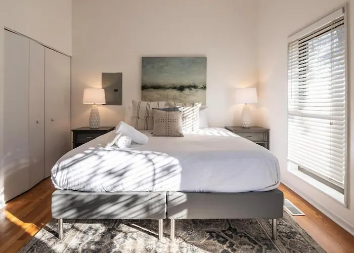 Adorable Mtadams 2Br Near It All