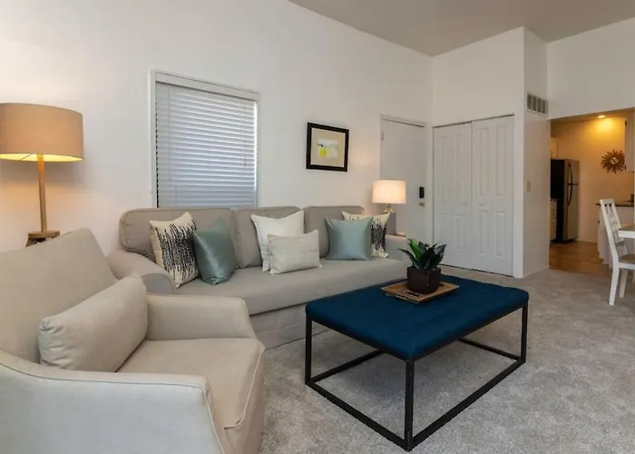 Adorable Mtadams 2Br Near It All