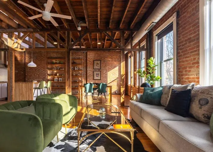 Stunning Loft In The Heart Of Otr
