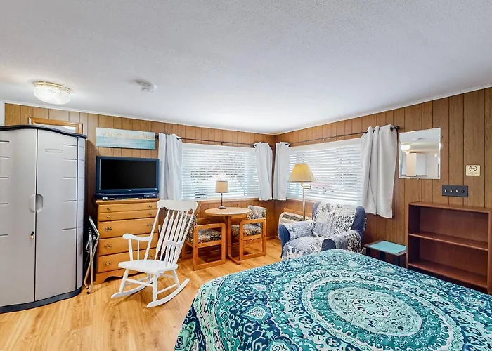 Coastal Calm Studio Cottages