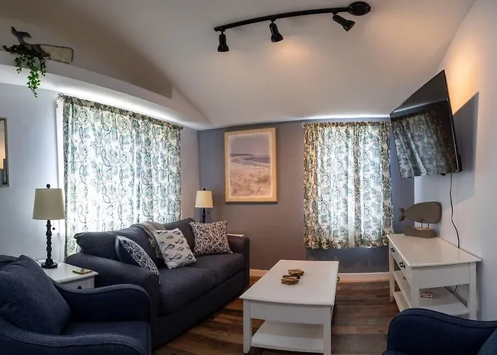 3 Bedroom Pool Playarea Campfire Cozy Apt
