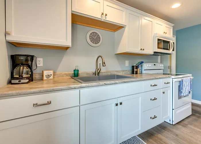 Chippewa Falls Retreat On Lake Wissota W/ 2 Decks!