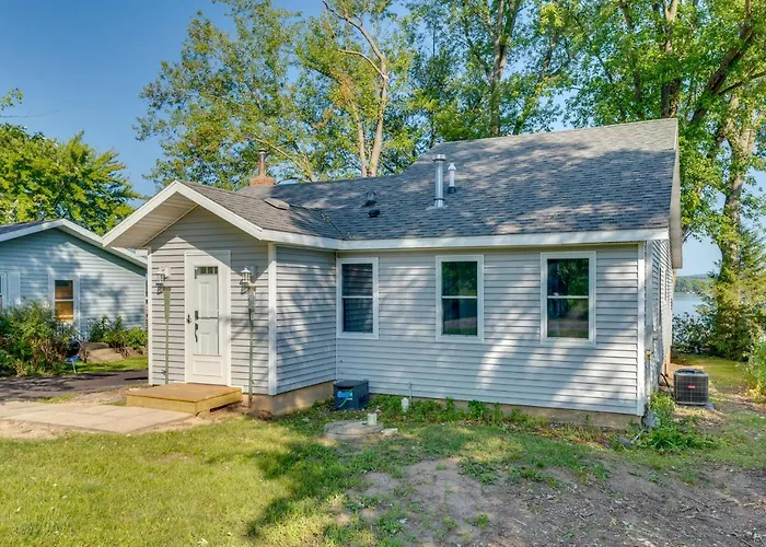 Waterfront Lodi Vacation Rental On Lake Wisconsin!