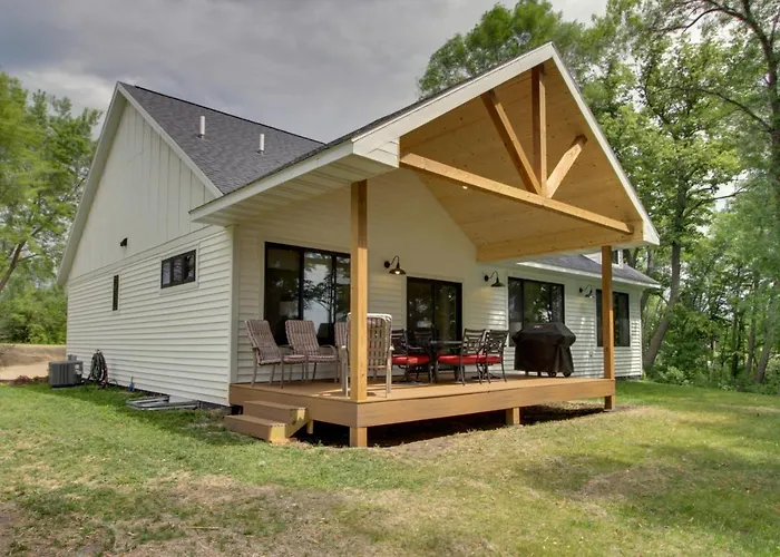 Lake Ida Home: Fireplace & Cross-Country Skis