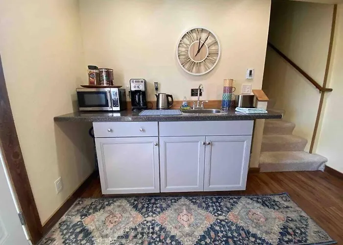 Parkway Yellowstone Guest House Apartment #5