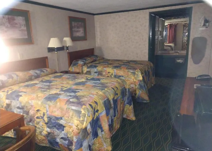 Kensington Inn - Howell