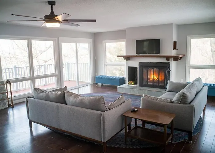 Finn'S Hideaway -Modern Family River Home