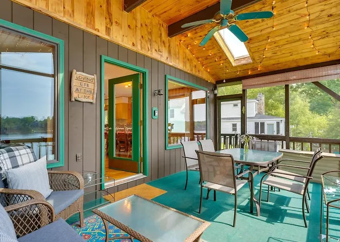 1902 Adirondack Lake House: Screened Porch & Views