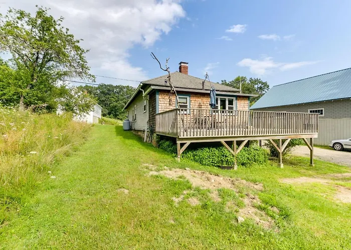 Pet-Friendly Maine Cottage By Northern Bay