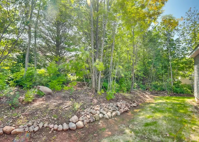 Wooded Hancock Home Near Ski & Snowmobile Trails!