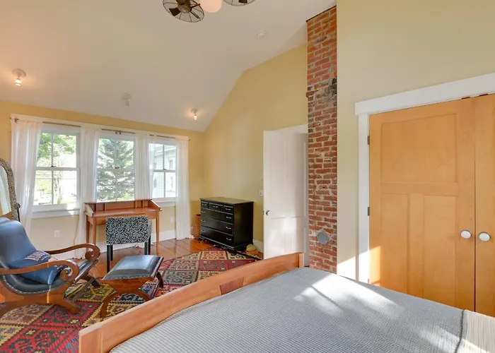 Downtown Bar Harbor Rental Home ~ 1 Mi To Acadia!