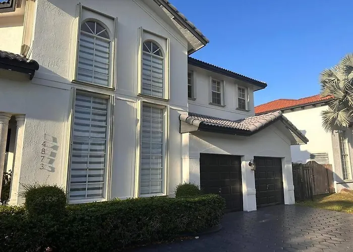 Comfortable New Home Miami
