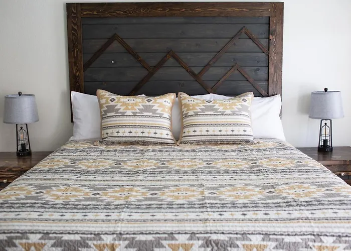 Pine Lodge