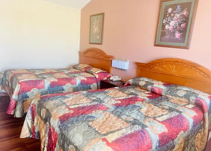 Payless Inn