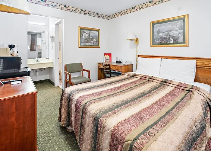 Friendship Inn Hotel
