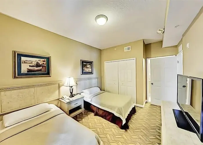 Entire Rental 3-Br Minutes From Disney X8 Hot Tub Apartment 2204