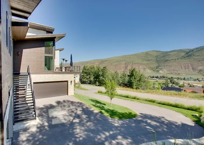 Avon Vacation Rental W/ Hot Tub & Mountain Views!