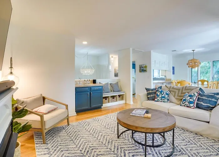 Kiawah Island Vacation Rental: Walk To Beach!