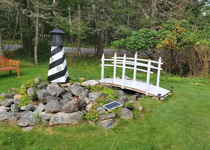Lighthouse Cabins Maine