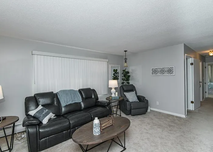 3 Bedroom Haven Of Rest-5 Minutes From Mayo Clinic!