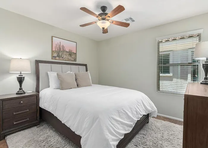 Serenity Haven With Private Pool In Gilbert
